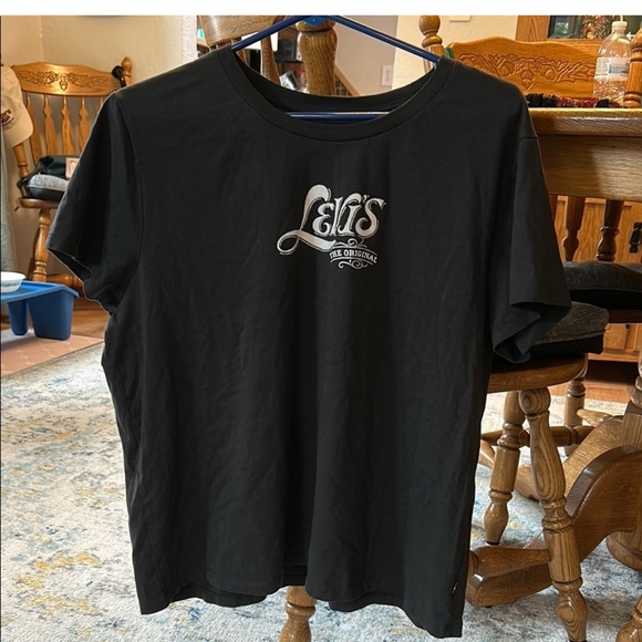 Levi's Black Graphic Tee & Lee TShirt - Picture 1 of 7
